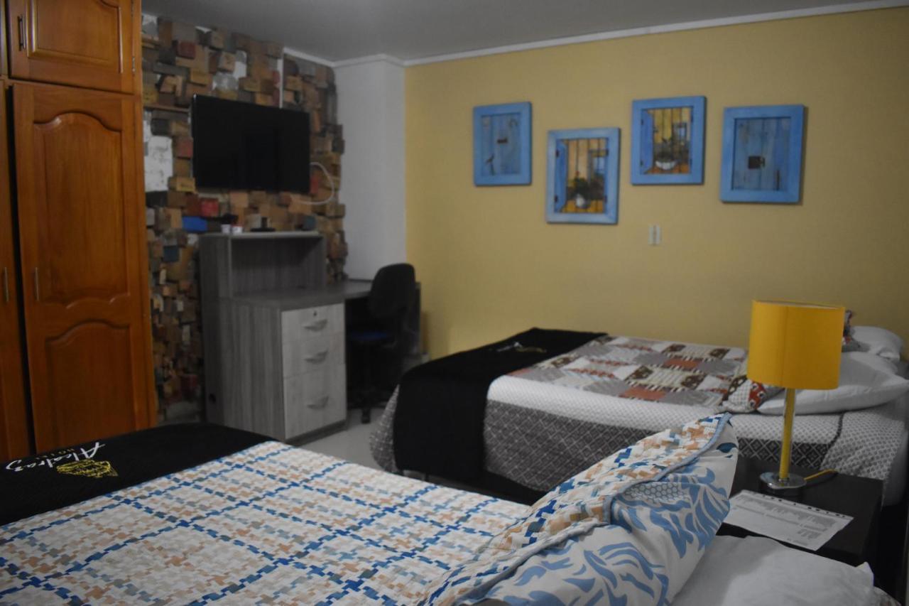 Hotel Alcatraz Yarumal Rom bilde