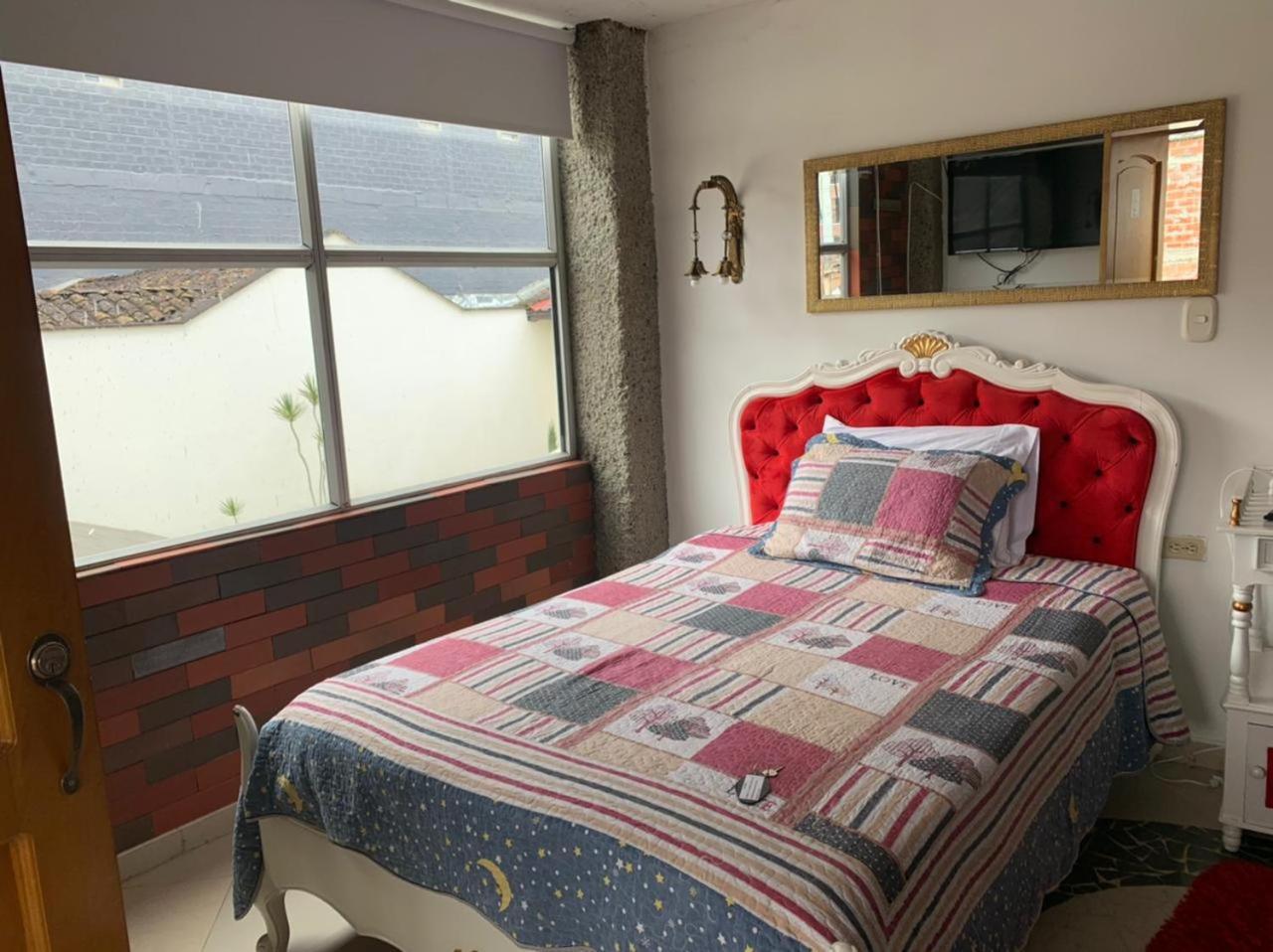 Hotel Alcatraz Yarumal Rom bilde
