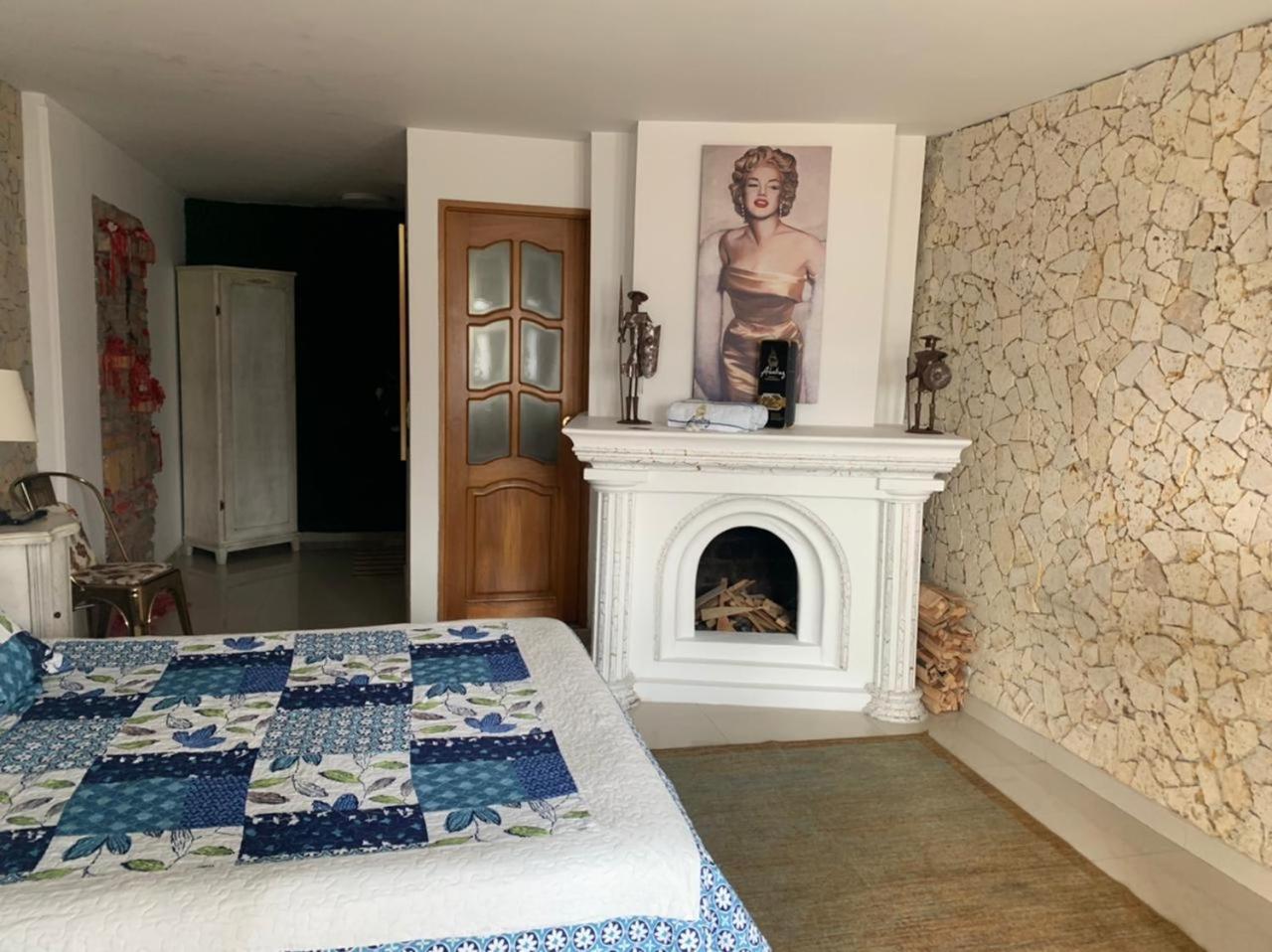 Hotel Alcatraz Yarumal Rom bilde