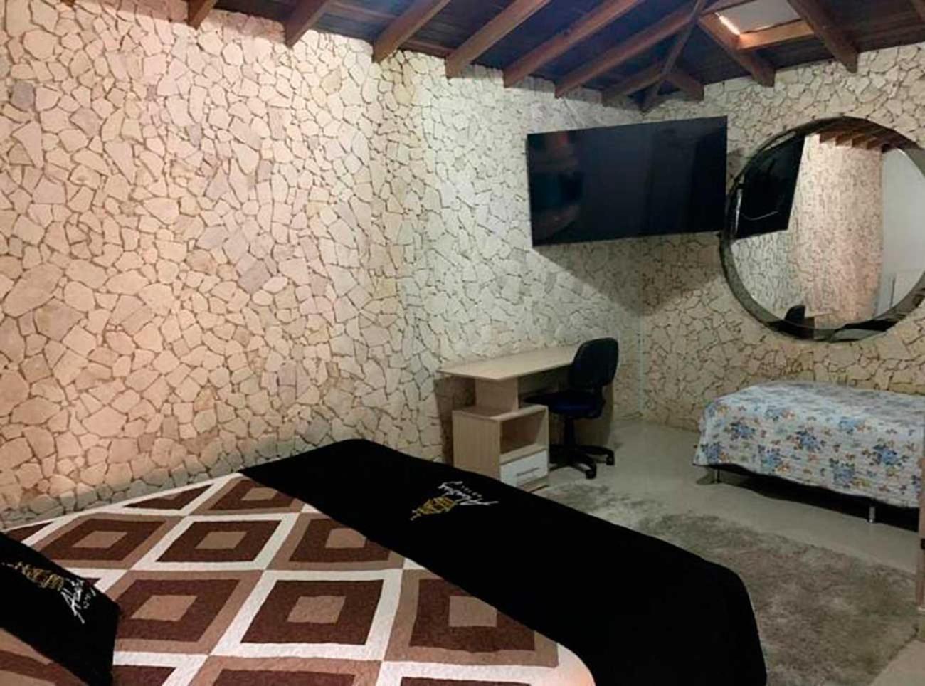 Hotel Alcatraz Yarumal Rom bilde